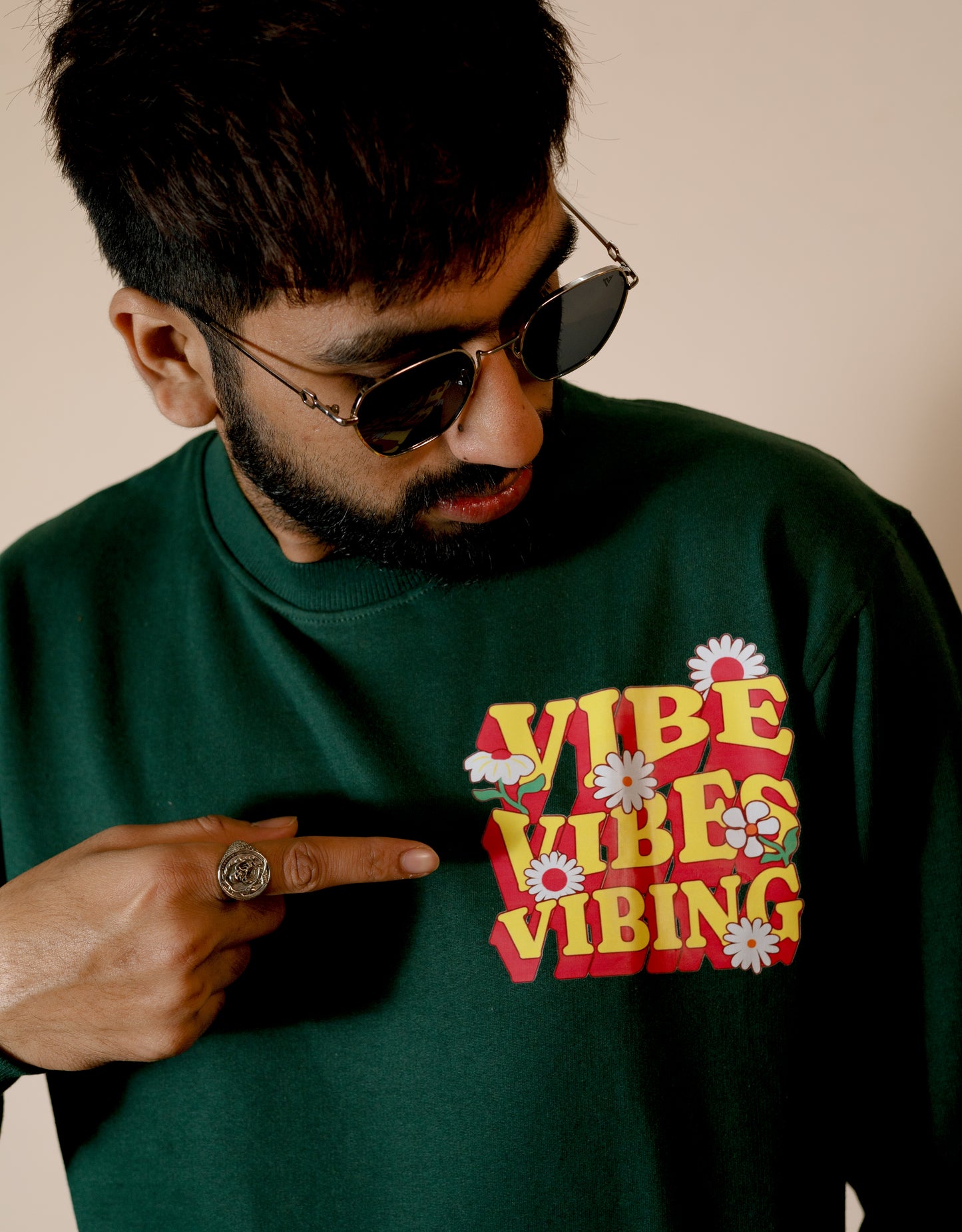 GROOVY-Full Sleeves Sweatshirt For Men & Women