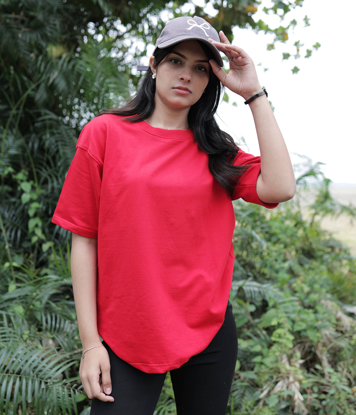 Walking Green Flag- Red Round Neck T-shirt
